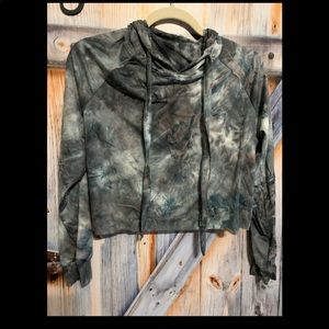 Hooded cropped Tye Dyed silk feel shirt! NEW